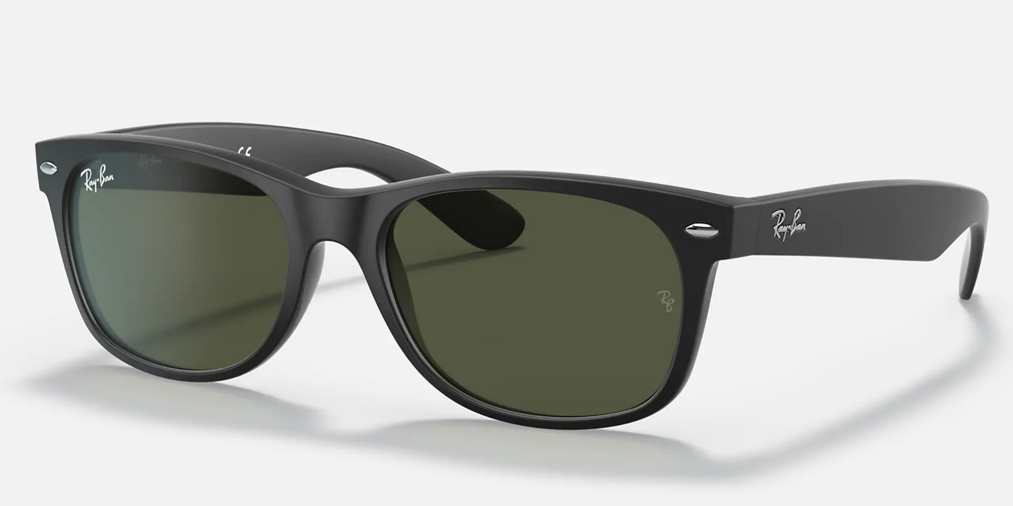 Ray-Ban New Wayfarer Black Classic Sunglasses RB2132